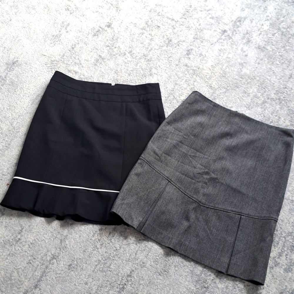 Size 7 medium Lot 2 pencil skirts san francisco black and grey